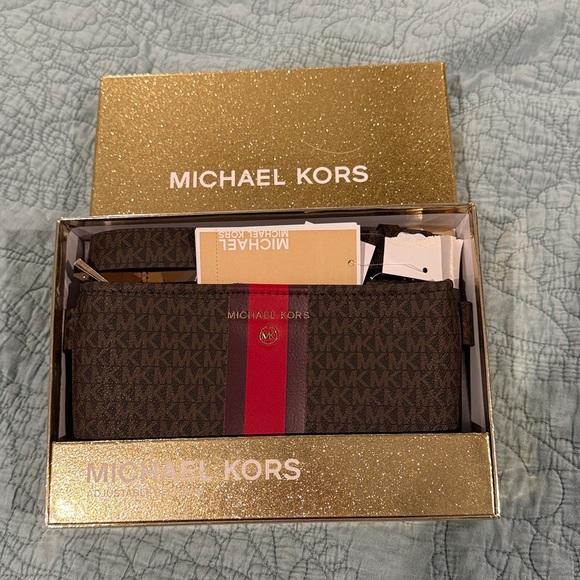 Michael Kors Gold and Brown Wallet with Red Stripe - Picture 1 of 1